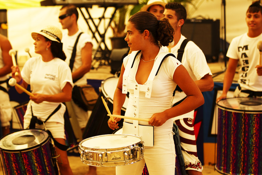 F11 ls Drums in the tent Drums in the tent