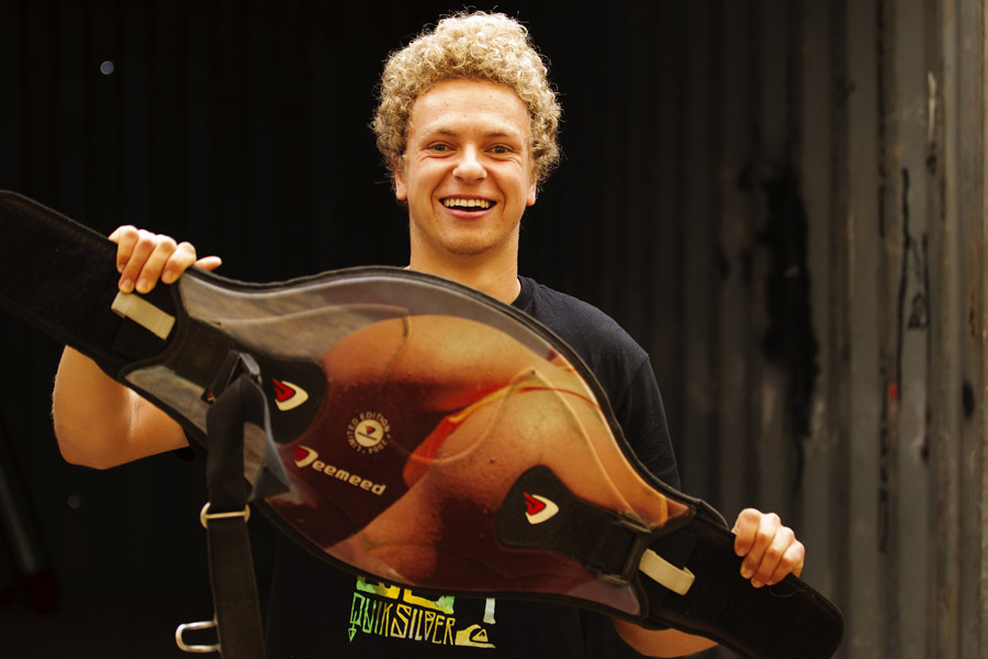 F11 ls Maciek Rutkowski shows of his harness! Maciek Rutkowski shows of his harness!