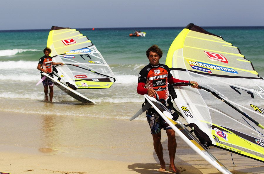 F11 ls The Moussilmani twins The Moussilmani twins