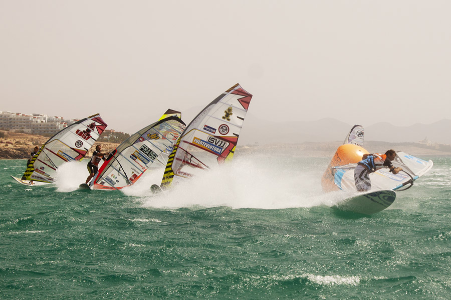 F11 sl Josh Angulo cranks around the mark Josh Angulo cranks around the mark