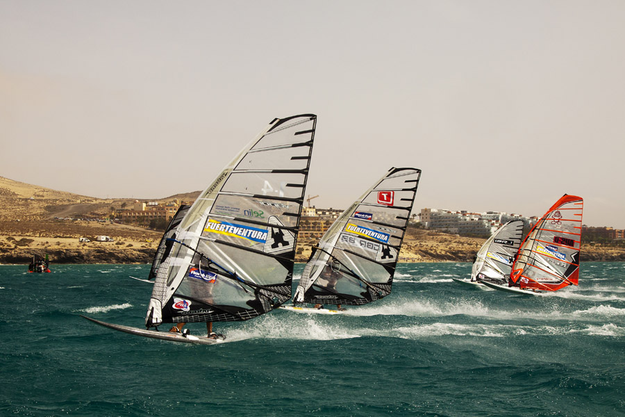 F11 sl Menegatti nails a start Menegatti nails a start