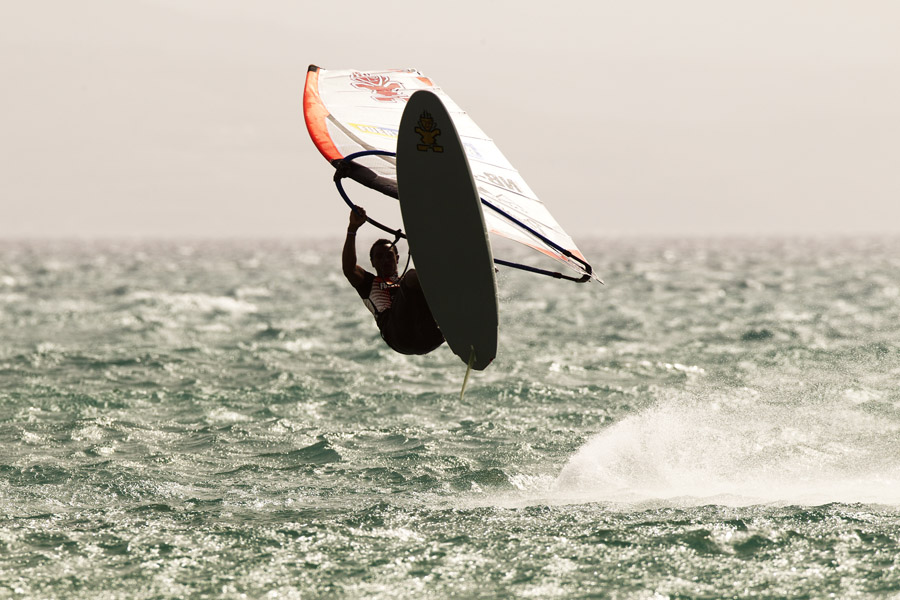 F11 sl Taty takes off in style Taty takes off in style