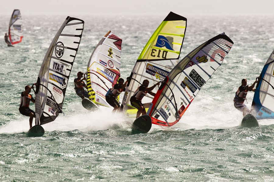 f11 sl Albeau leads the way Albeau leads the way