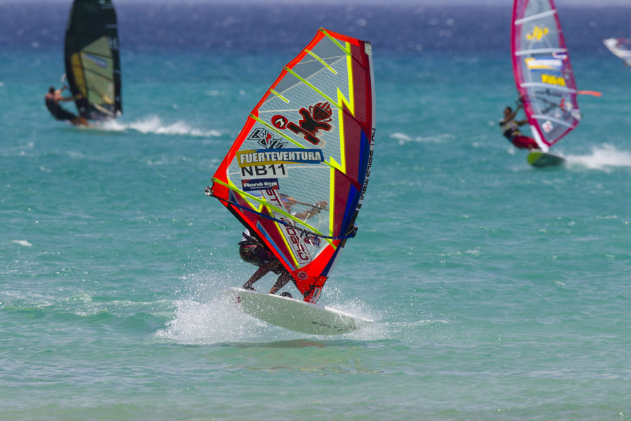 F11 fs Saragosa action Saragosa action