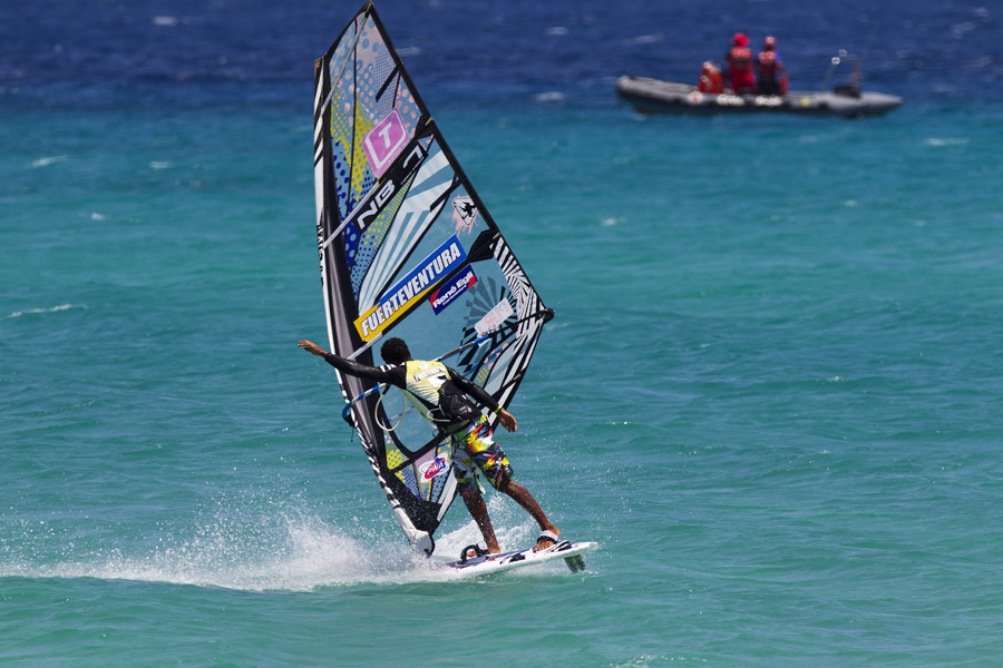 F11 fs Tonky Frans action Tonky Frans action