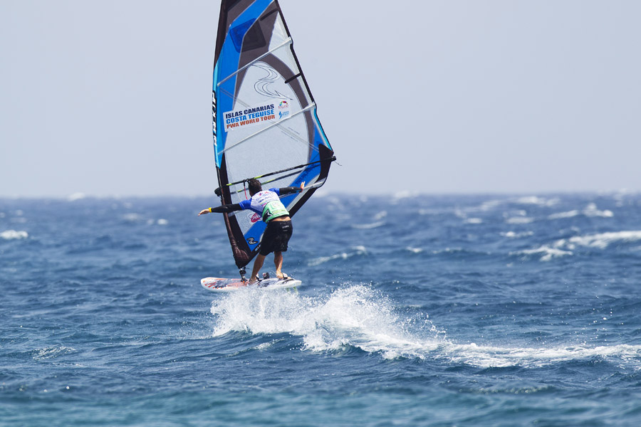 L11 fs No handed from Ruenes No handed from Ruenes