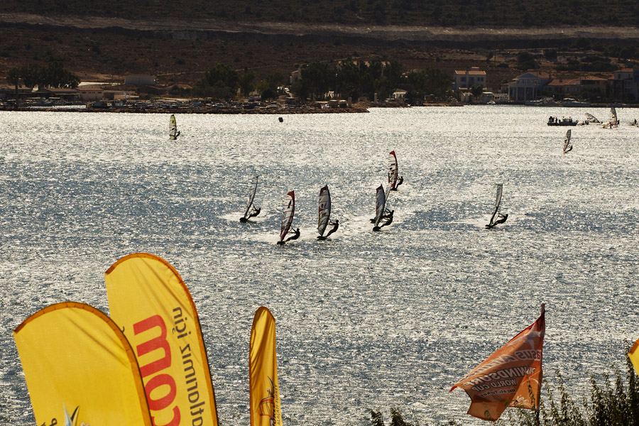 T11 sl Afternoon racing Afternoon racing