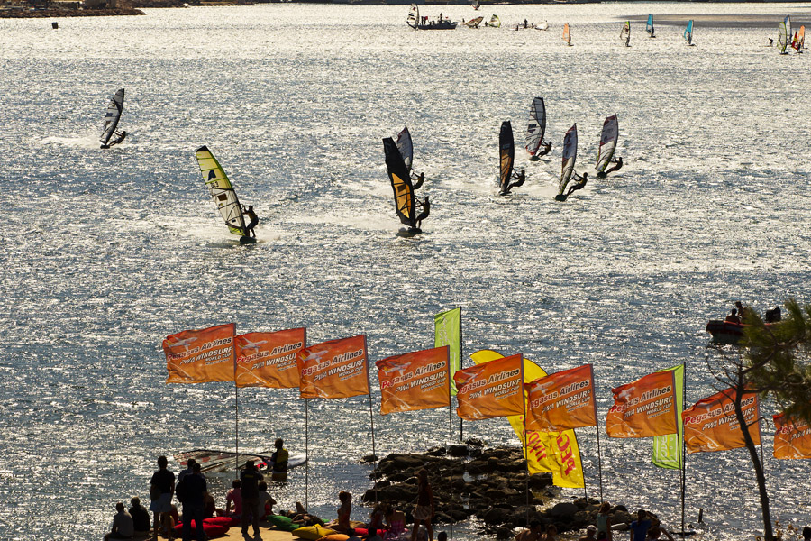 T11 sl Kurosh leads the way Kurosh leads the way