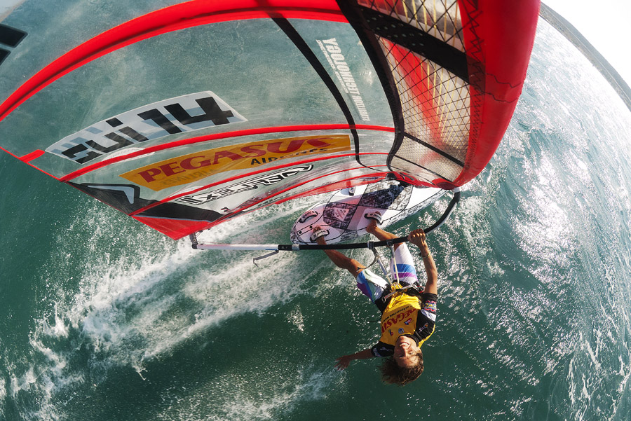 T11 sl Karin Jaggi in control Karin Jaggi in control