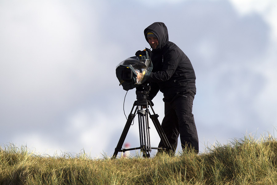 D12 ls Catching the action Catching the action