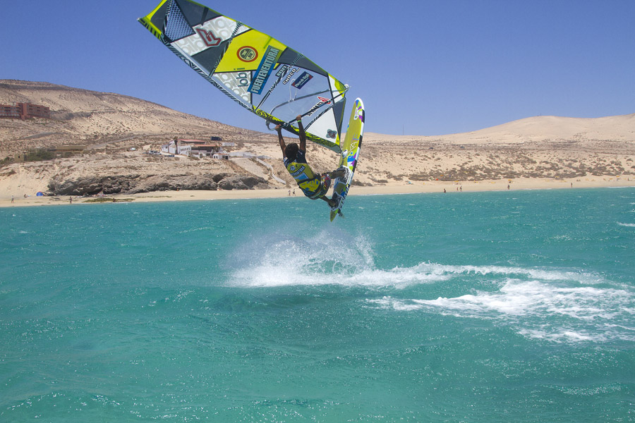 F12 fs Gollito in control Gollito in control