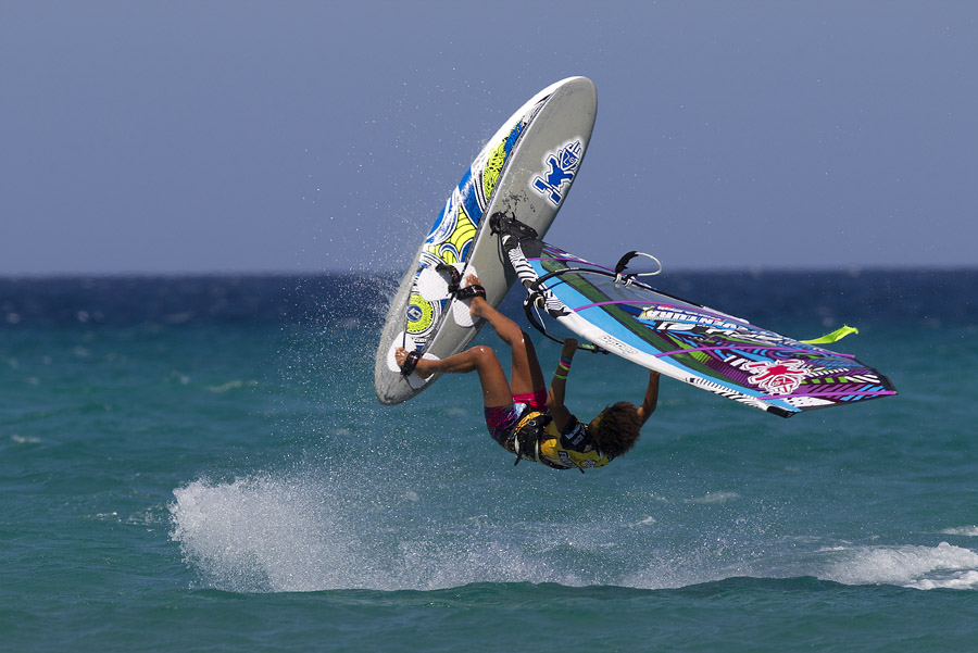 F12 fs Sarah Quita busts out the moves Sarah Quita busts out the moves