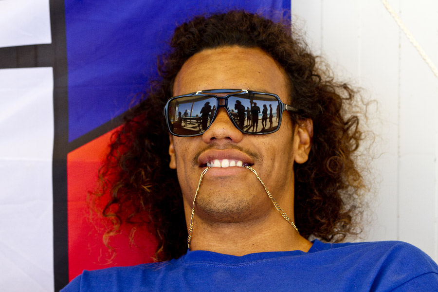 F12 ls Kirri chilling Kirri chilling