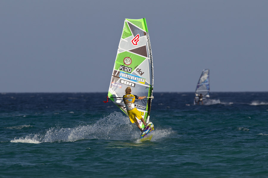 F12 fs Max Rowe Max Rowe