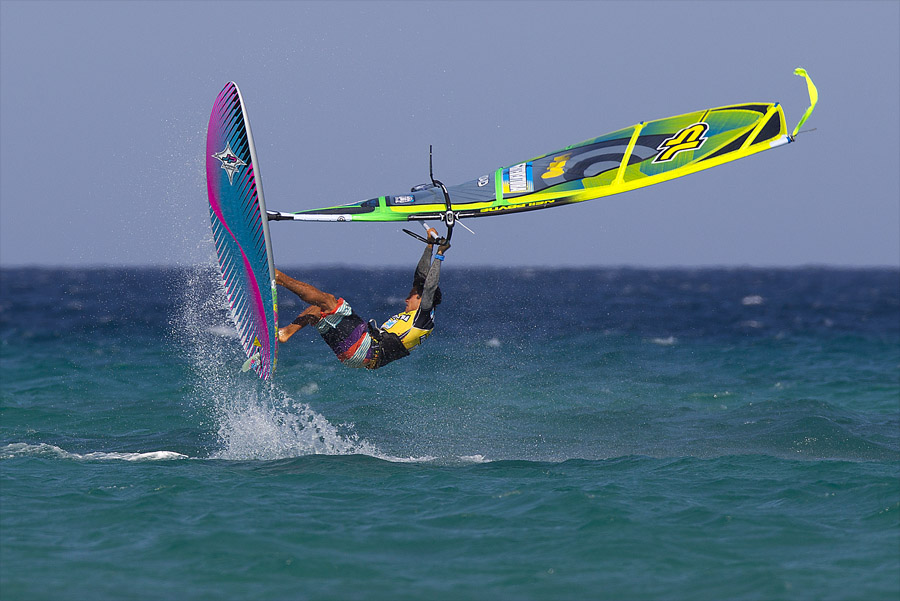 F12 fs Tilo busts out the moves Tilo busts out the moves