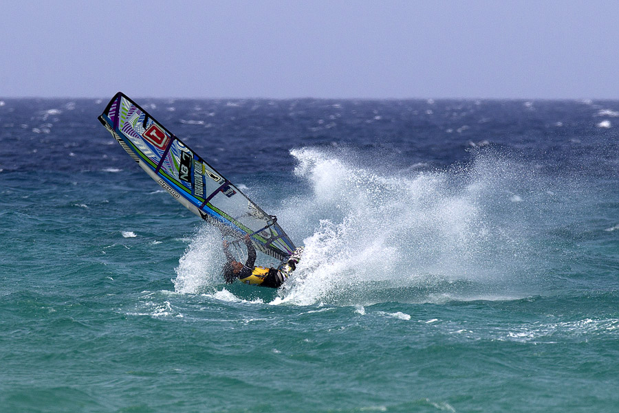 F12 fs Tonky lands a push loop Tonky lands a push loop