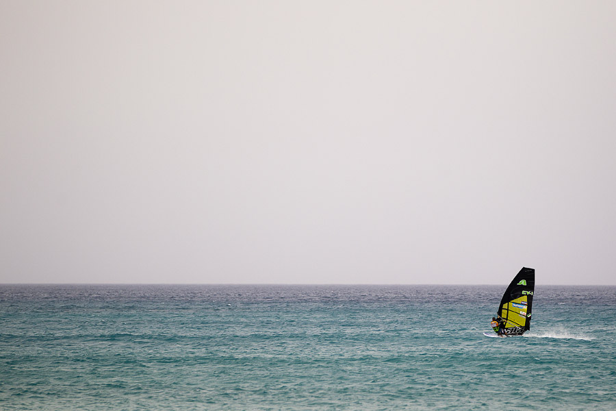 F12 sl Josh Angulo catches the wind Josh Angulo catches the wind