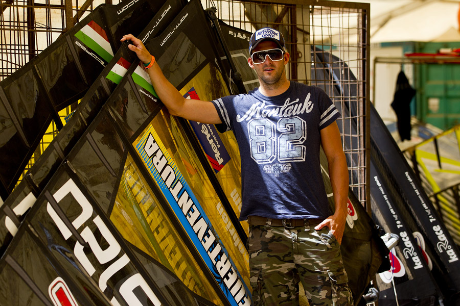 F12 ls Sean O'Brien Sean O'Brien