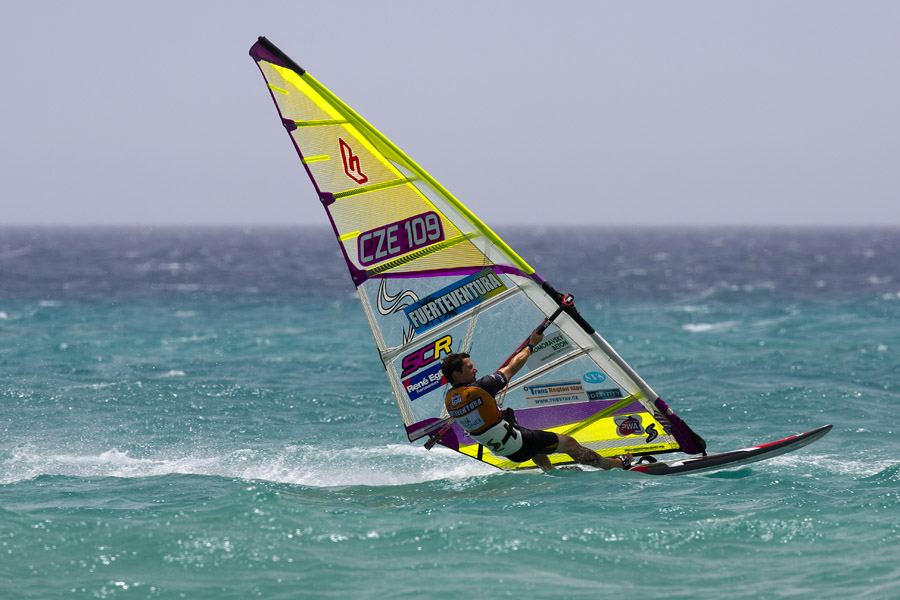 F12 sl Thomas Melina Thomas Melina