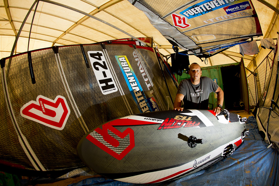 F12 ls Volwater in the pits Volwater in the pits