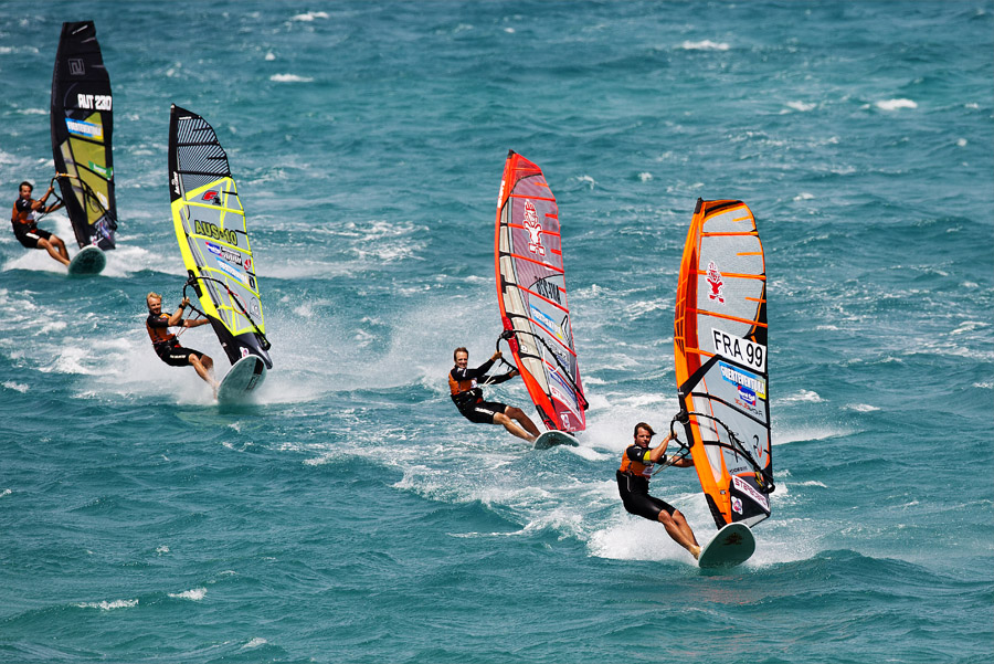 F12 sl Follow the leader Follow the leader