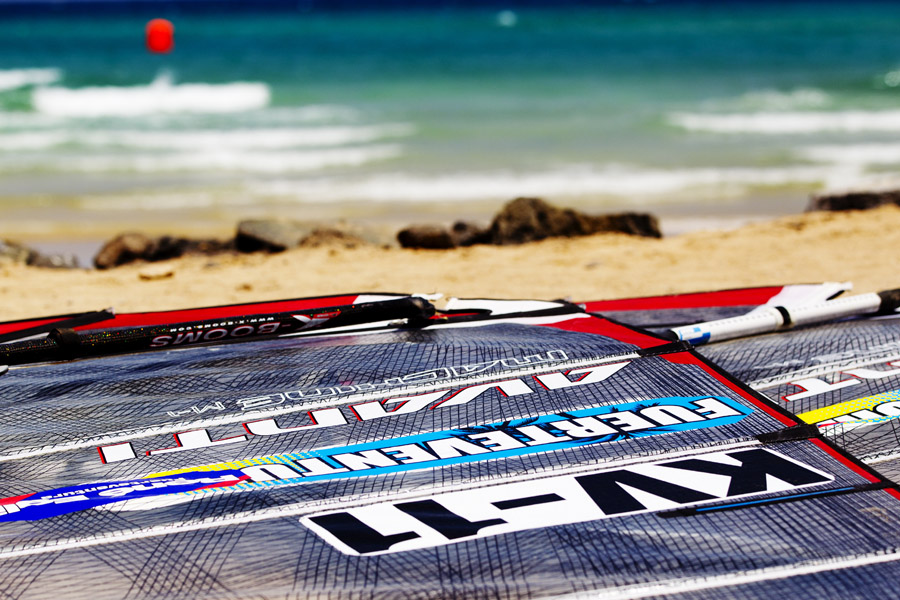 F12 ls A tough day of waiting A tough day of waiting