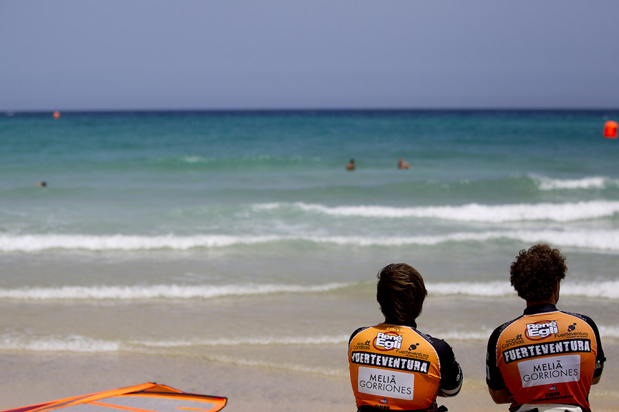 F12 ls The waiting game here in Fuerteventura The waiting game here in Fuerteventura