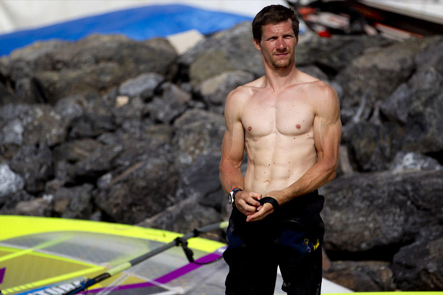 F12 ls Thomas Melina Thomas Melina