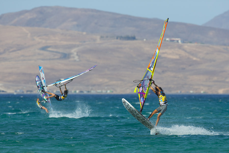 F12 fs Dual action here in Fuerteventura Dual action here in Fuerteventura