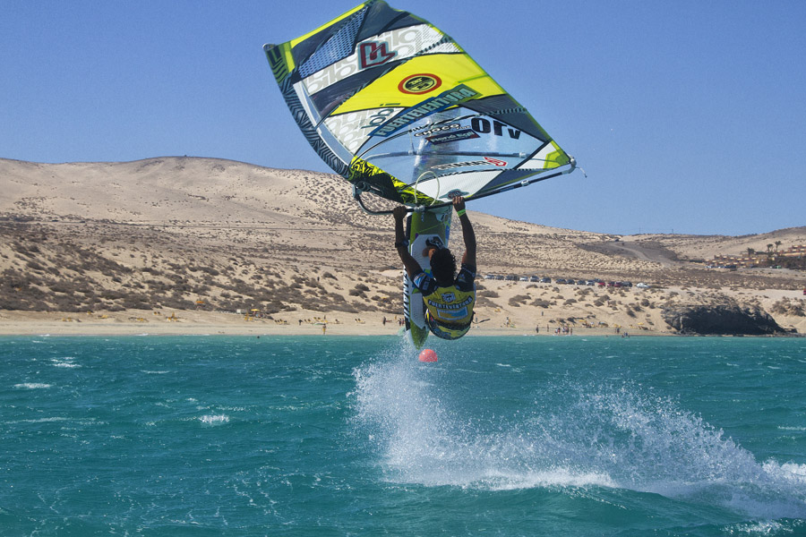 F12 fs Gollito in control Gollito in control