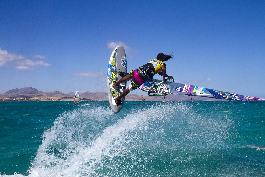 F12 fs Kirri takes off Kirri takes off