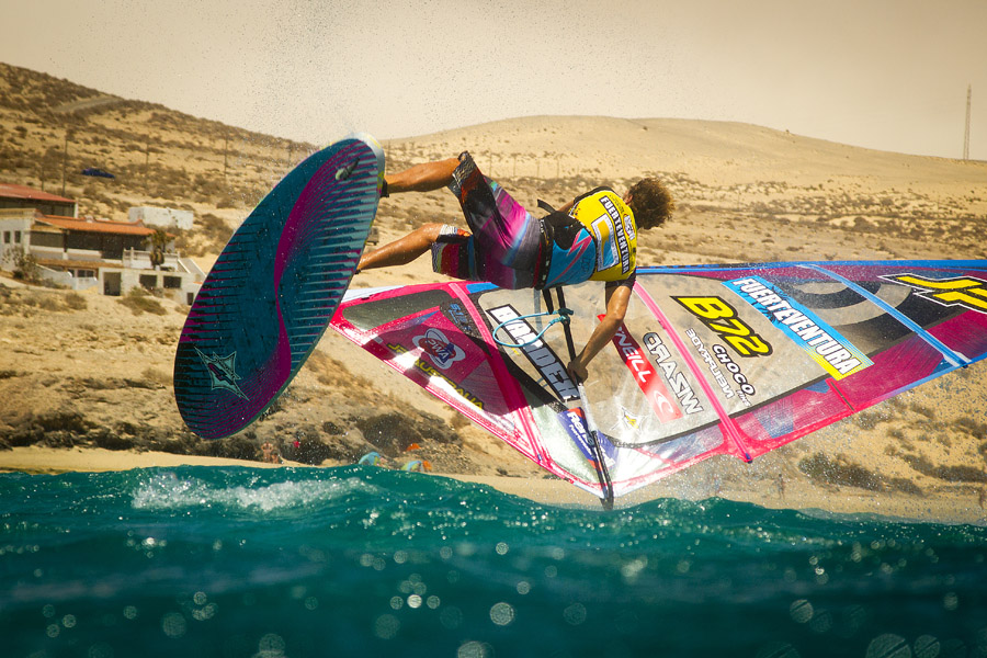 F12 fs Van Broeckhoven busting the moves Van Broeckhoven busting the moves