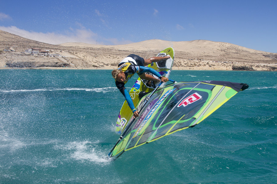 F12 ls Adrian Beholz Adrian Beholz