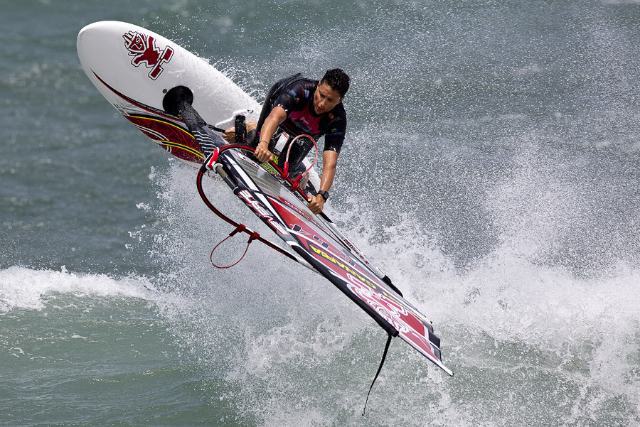 GC12 wv Diada backside Diada backside