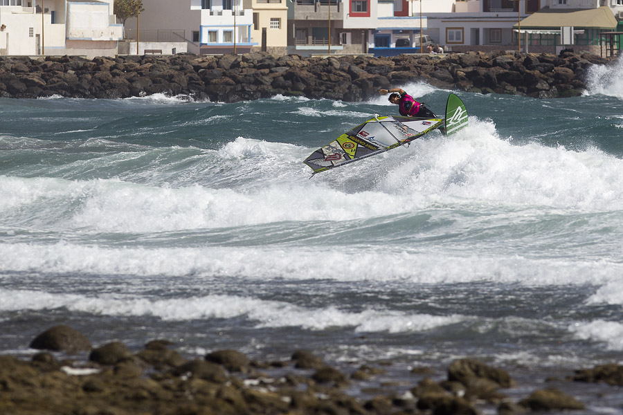 GC12 wv Fernandez goiter Fernandez goiter