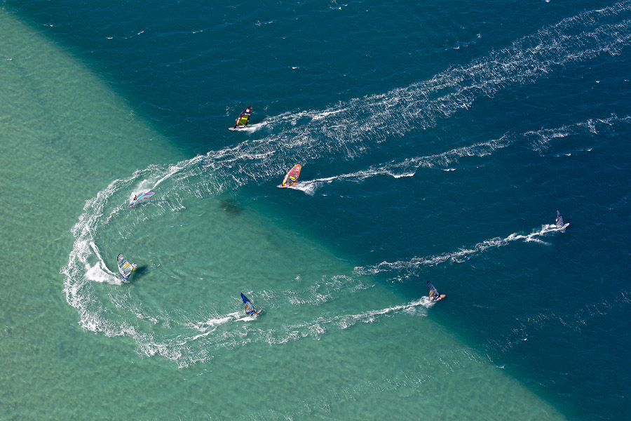 T12 sl Into the blue Into the blue