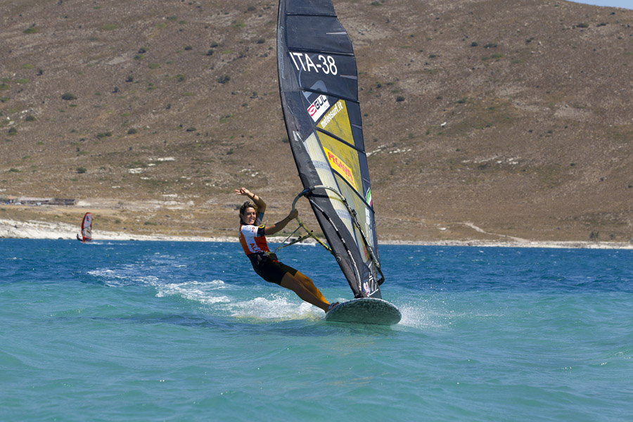 T12 sl Greta cruising Greta cruising