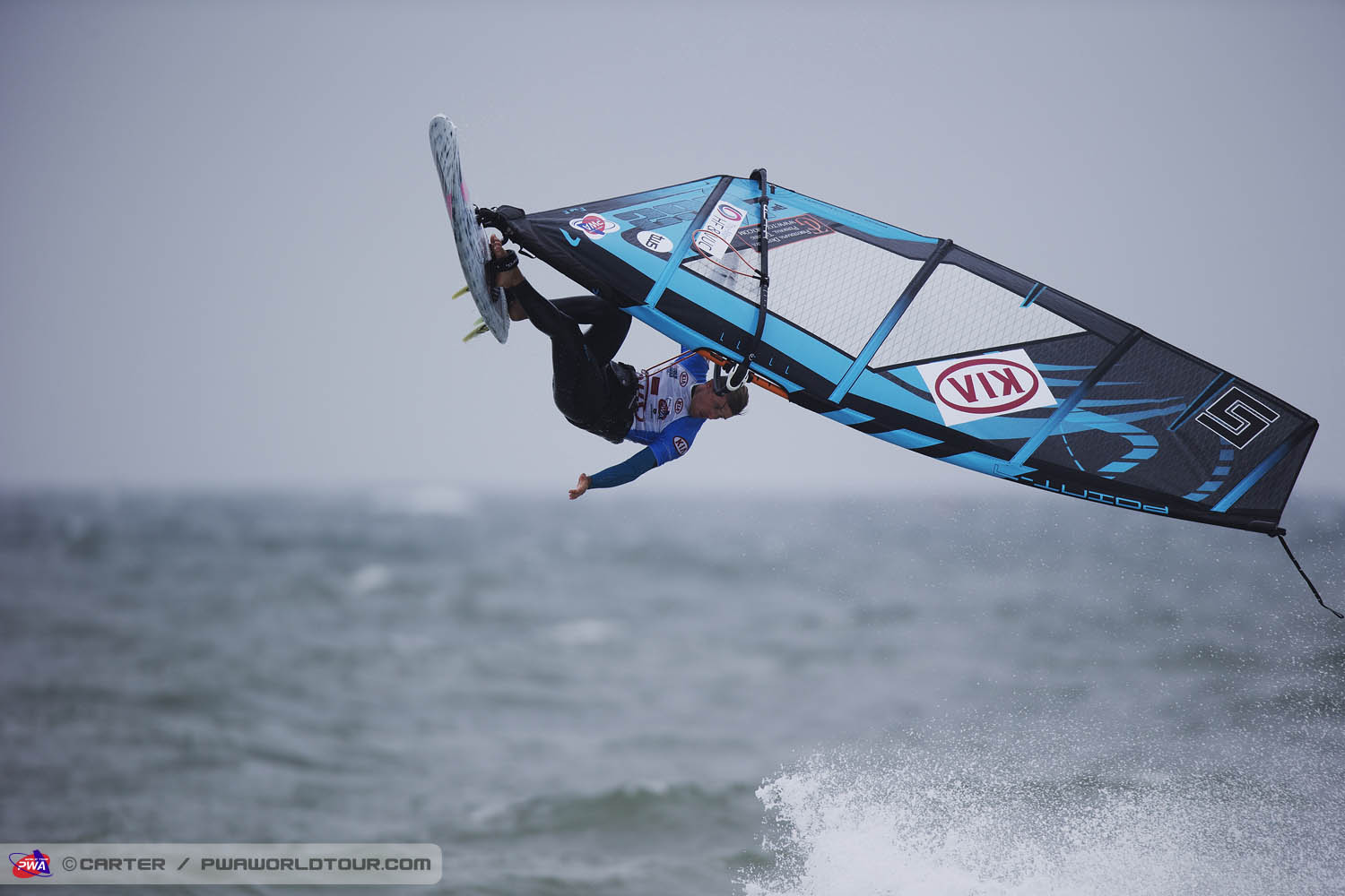 D13 wv One handed back loop from Adam Lewis One handed back loop from Adam Lewis