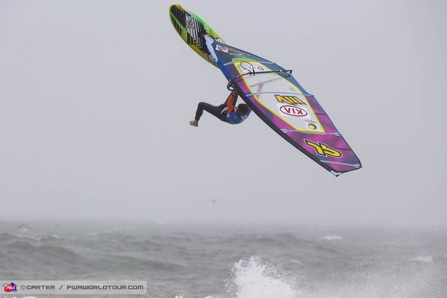 D13 wv Ricardo Campello one-footed backloop Ricardo Campello one-footed backloop