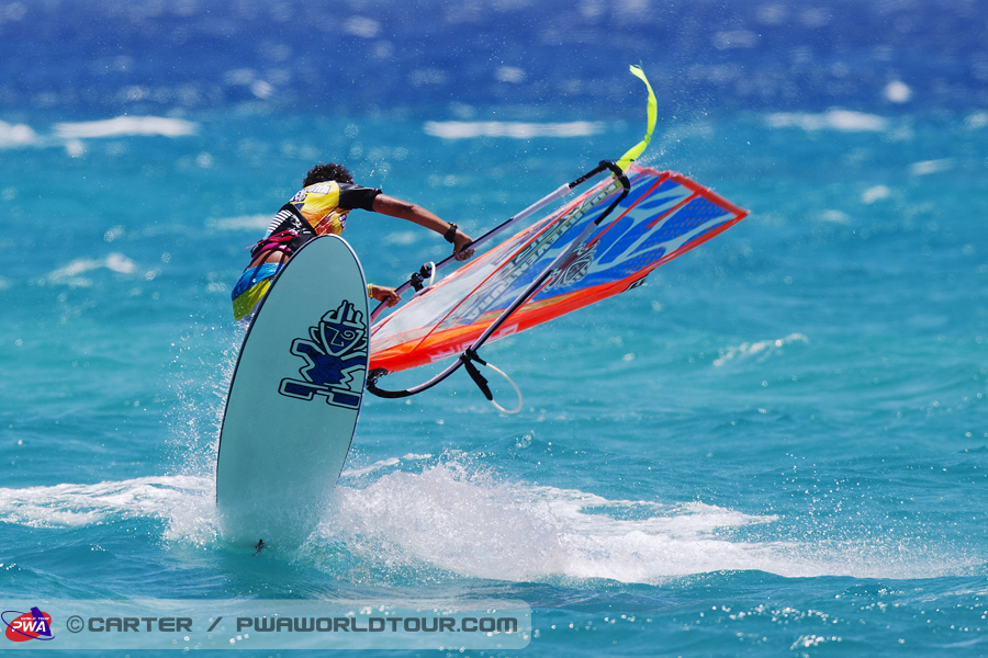 F13 fs Sarah Quita loads up Sarah Quita loads up