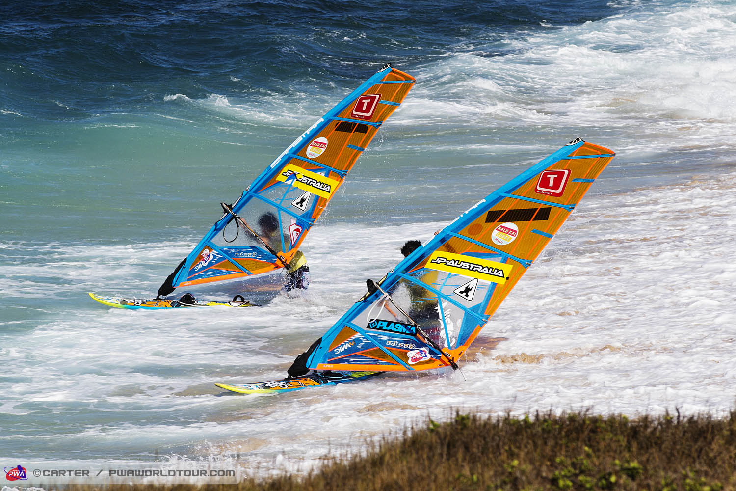 JPM ls Mussolini and Traversa head out Mussolini andTraversa head out