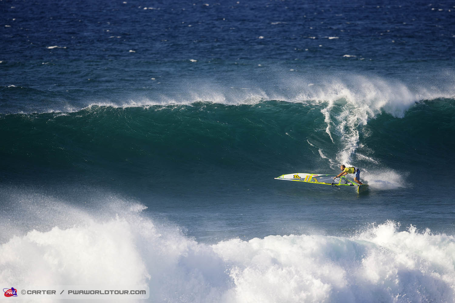 JPM wv Kauli bottom turn Kauli bottom turn