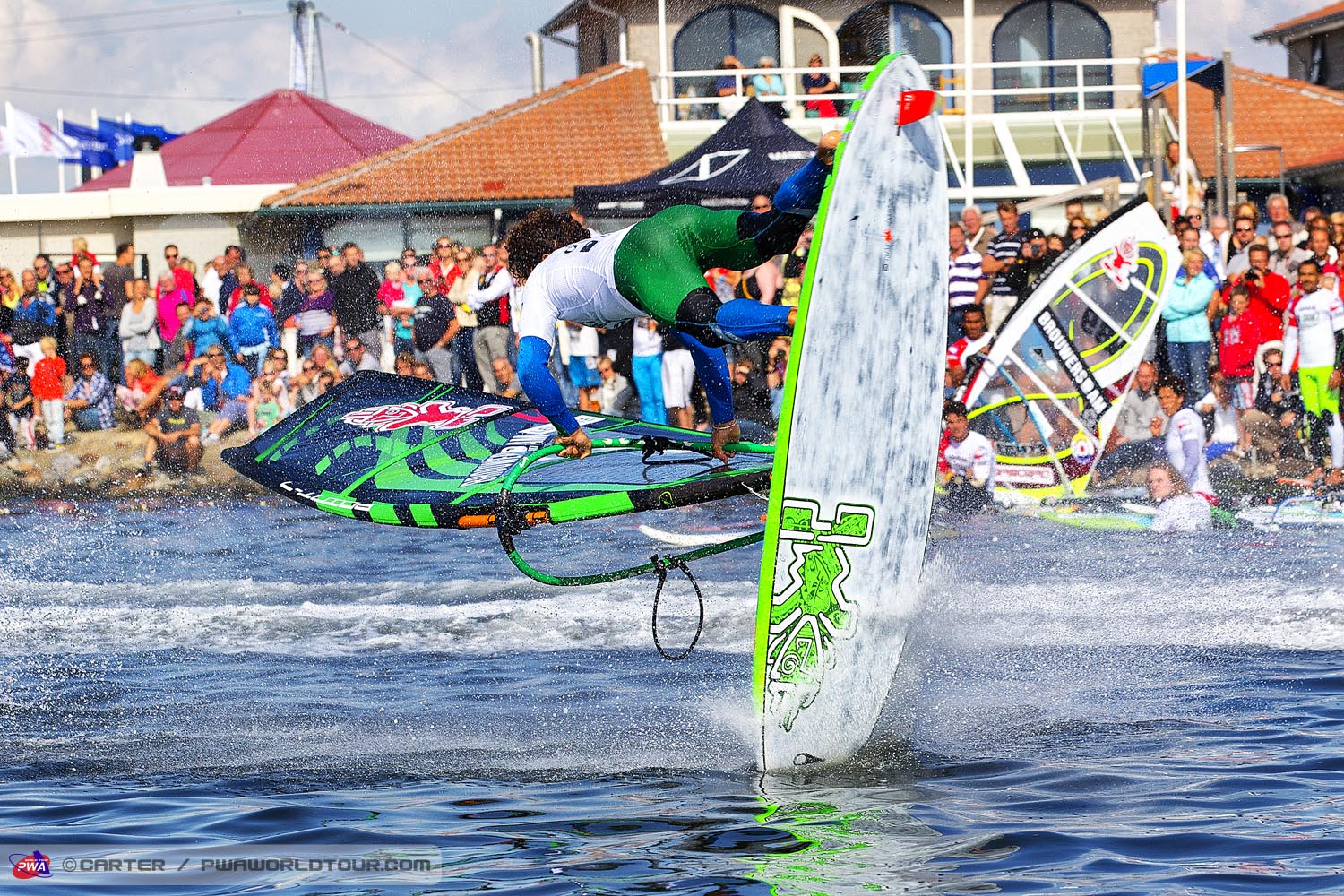 N13 fs Akgazciyan action Akgazciyan action