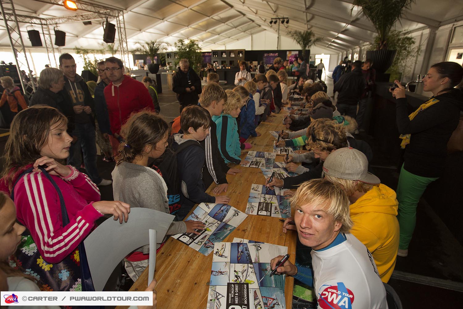 N13 ls Autograph session Autograph session