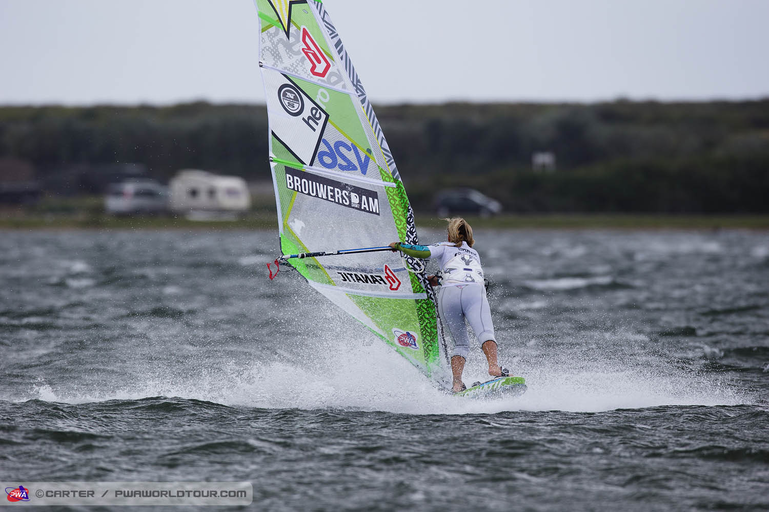 N13 fs Yoli in action Yoli in action