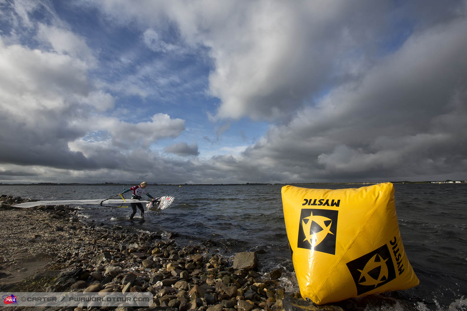 N13 ls Heading out Heading out