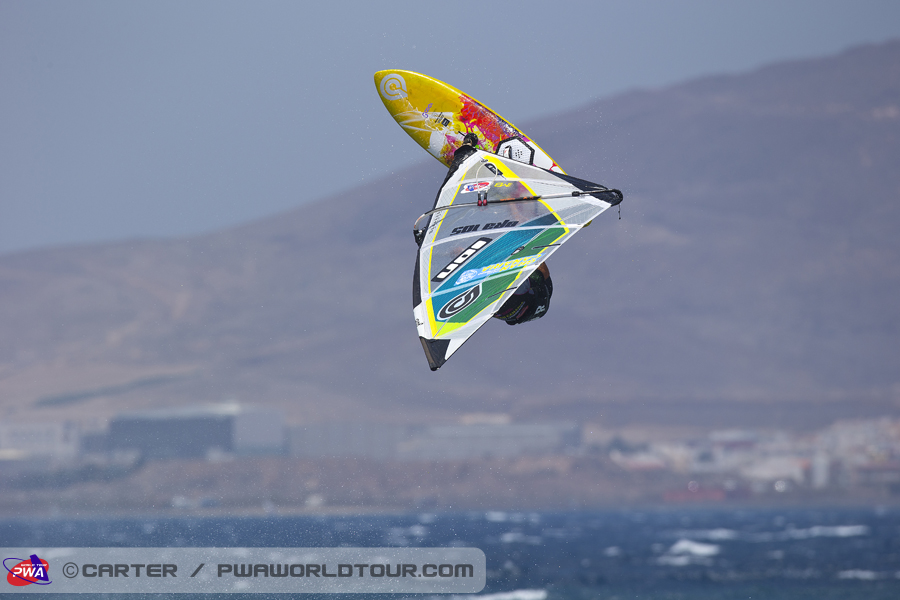 GC13 wv Brawzinho back loop Brawzinho back loop