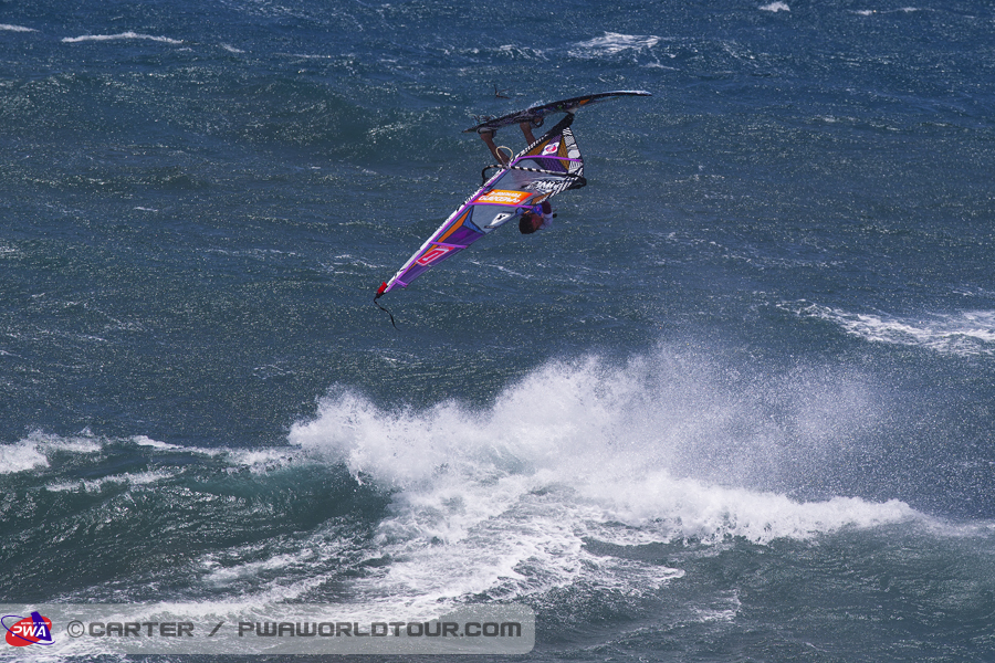 T13 wv Amanda Beeden table top Amanda Beeden table top