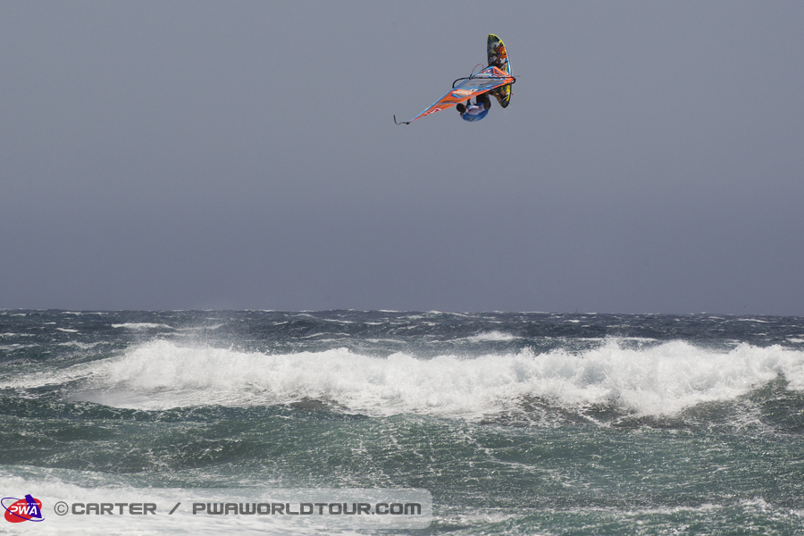 T13 wv Dario back loop Dario back loop