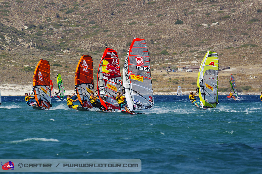 TY13 sl Albeau leads the way Albeau leads the way